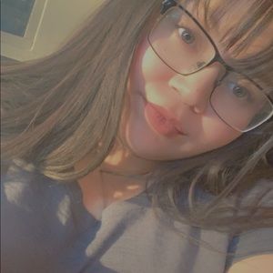 Meet your Posher, Sarai